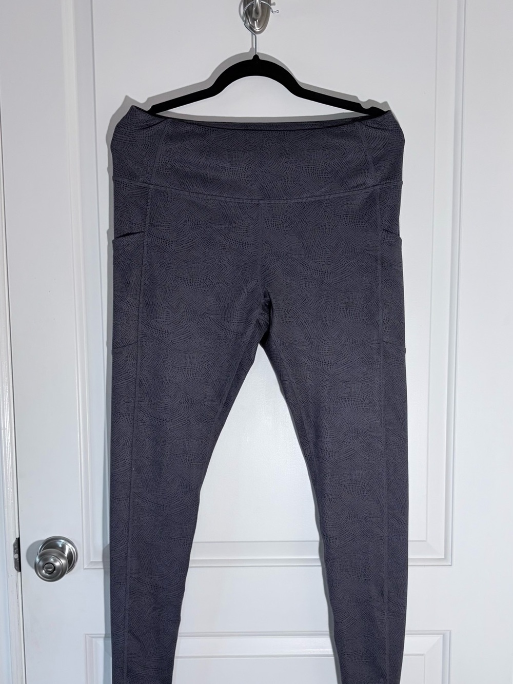 Mondetta Charcoal Textured High-Waist Leggings